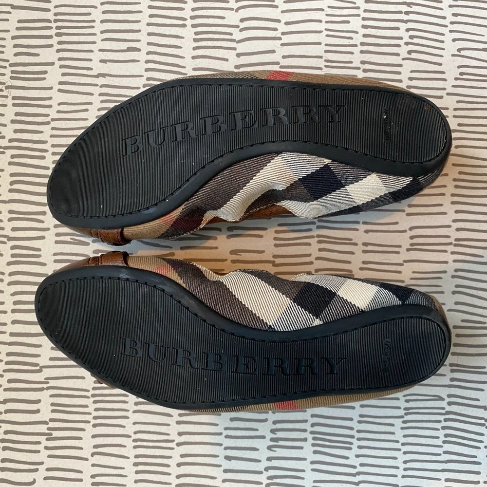 BURBERRY Check Pattern Ballet Flats - Picture 8 of 9